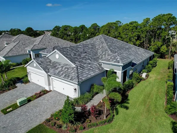 10233 Lake Wales Cir, Sarasota, FL 34241