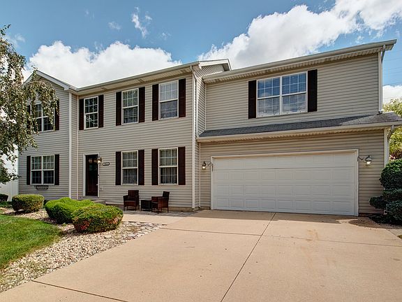 2nd image of 1014 Edgerton Dr