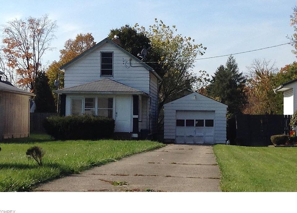 1st image of 244 Bouquet Ave
