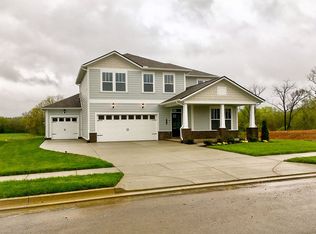3343 Vinemont Dr, Thompsons Station, TN 37179