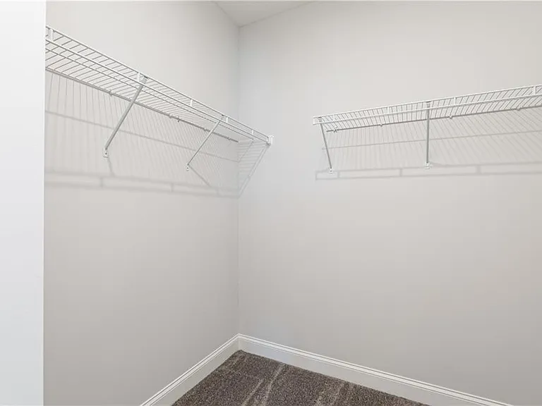 1009 Taylor Ct — Photo 23