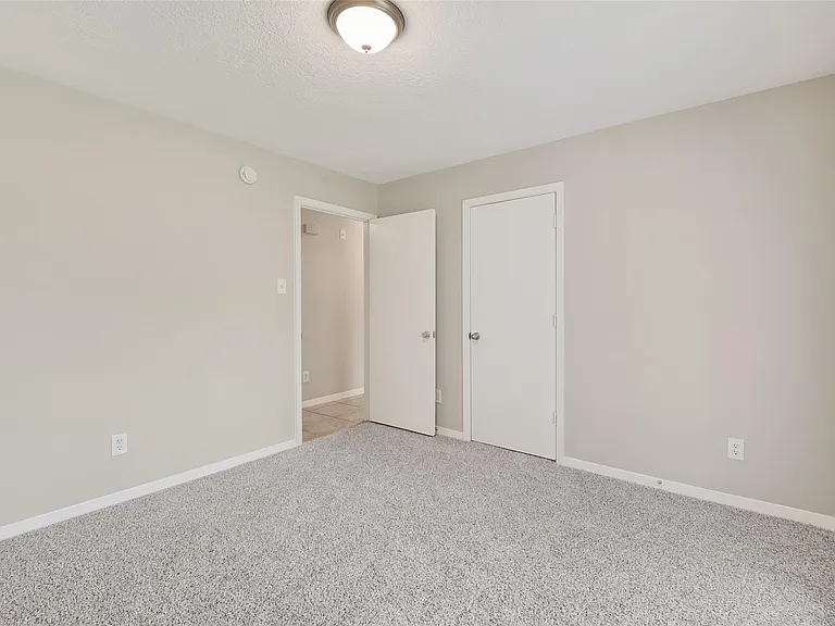 7429 Elbridge Ln — Photo 24