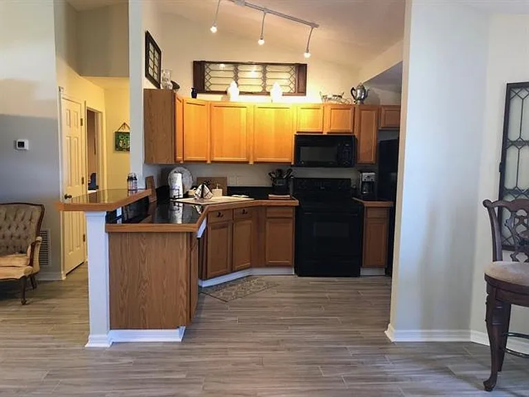 84 Aloha Cir — Photo 6