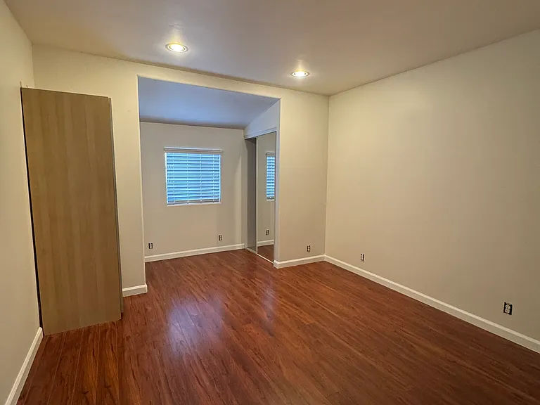 115 N San Marino Ave — Photo 6