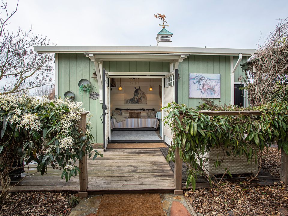 Storybook Farm Cottage
