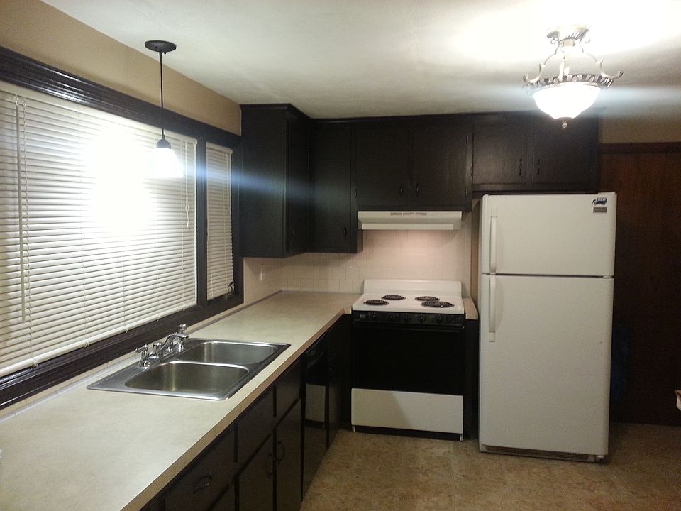 1st image of 25 Roosevelt Dr