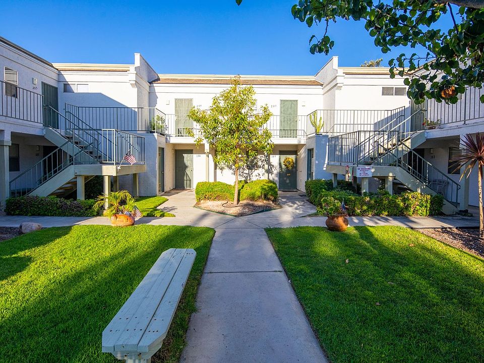 1st image of 13524-30 Hilleary Pl #203
