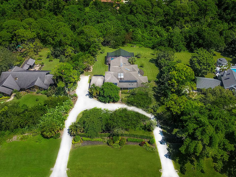 Private 1+ Acre Estate Home