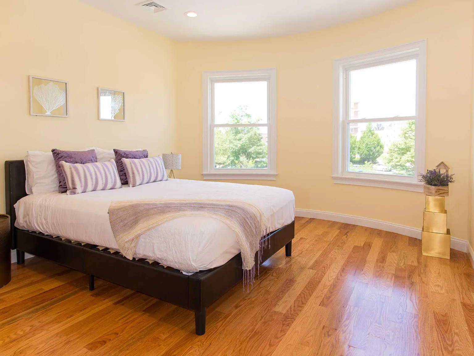 4 bed, $5,200 — Photo 3