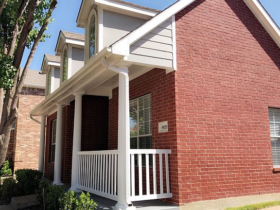 2nd image of 8828 Crescent Ct