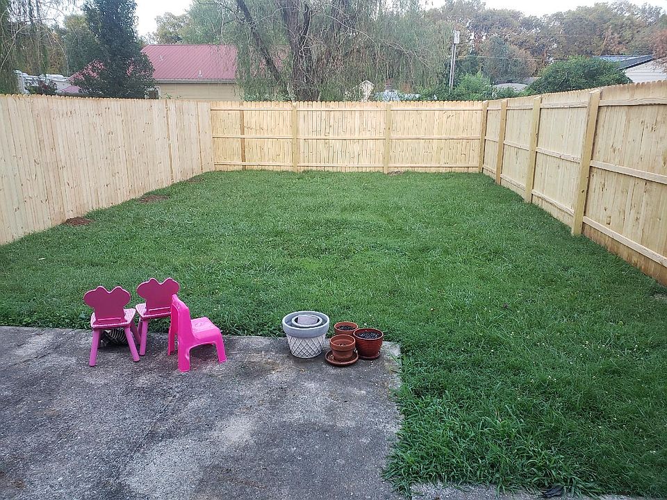 2nd image of 1157 Edgewood Dr
