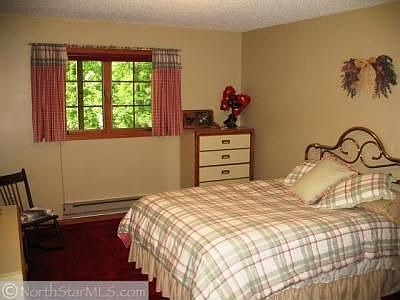 3rd image of 303 Birchcrest Dr