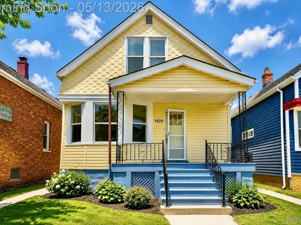 1928 Yemans St, Hamtramck, MI 48212