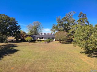 13085 Mooresville Rd, Athens, AL 35613