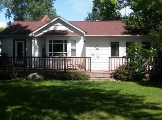 33619 40th St, Paw Paw, MI 49079
