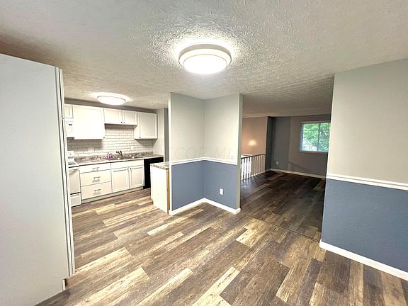 5th image of 279 Green Lake St