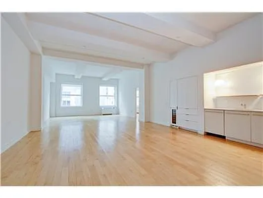 Sold by Douglas Elliman | media 21