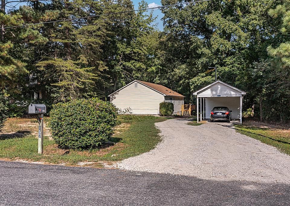 1st image of 157 Dogwood Dr