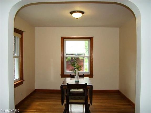 5th image of 184 Curtis Dr
