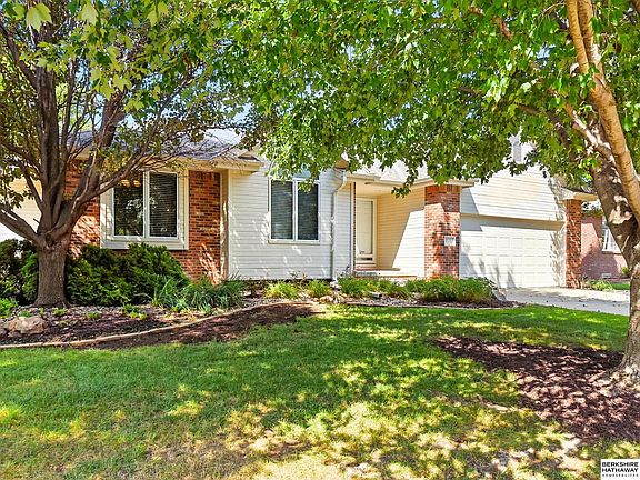 3rd image of 13484 Camden Ave