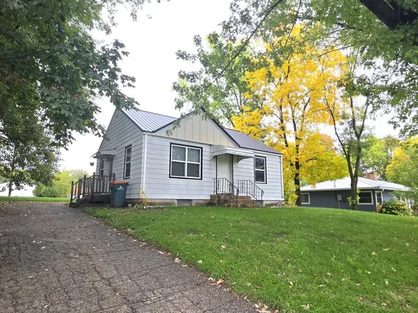 320 7th St W, Browerville, MN 56438