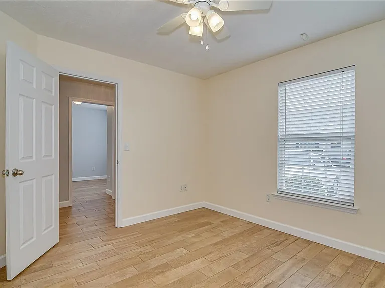 969 Cammaron Way — Photo 28