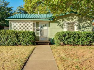 4916 42nd St, Lubbock, TX 79414