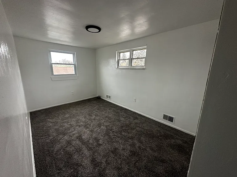 1611 Oakhurst St — Photo 7