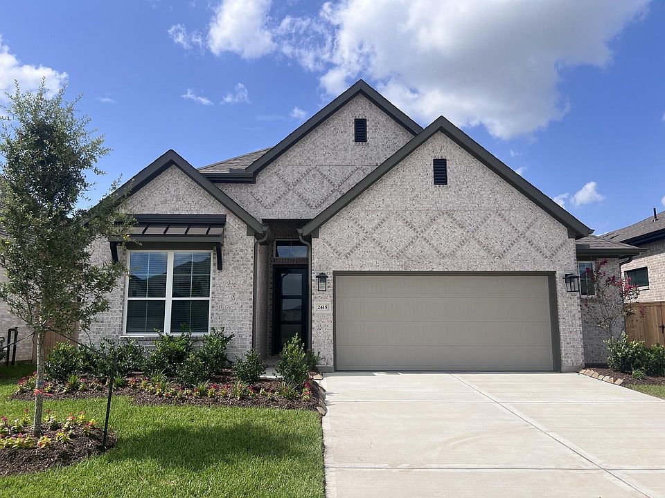 1st image of 2415 Garden Arbor