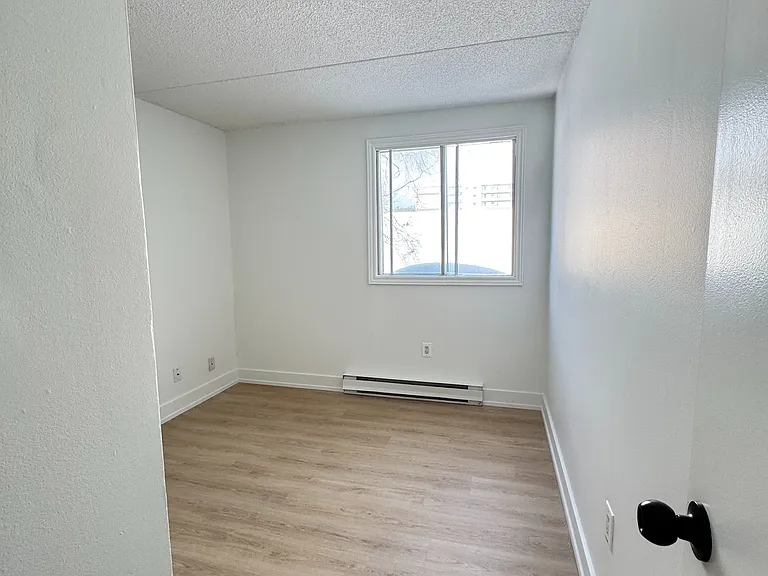 56 Donald St #305 — Photo 6