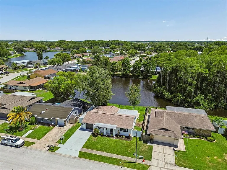 8120 Brown Pelican Ave — Photo 31
