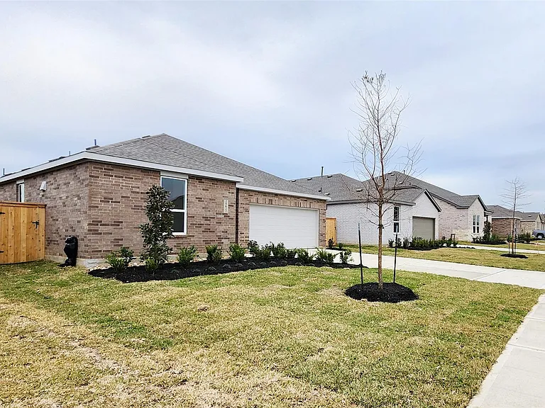 28622 Great Canyon Dr — Photo 2