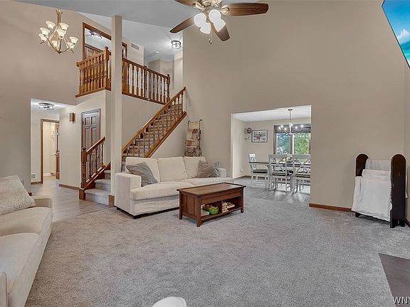 2nd image of 1524 Sweet Rd