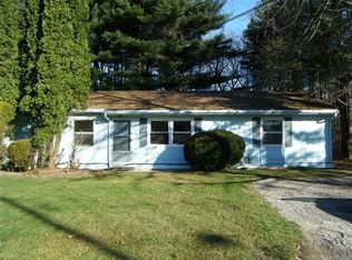 6100 Scotch Blue St, Jackson, MI 49201