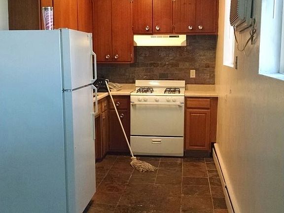 2nd image of 350 26th Ave NE APT 12