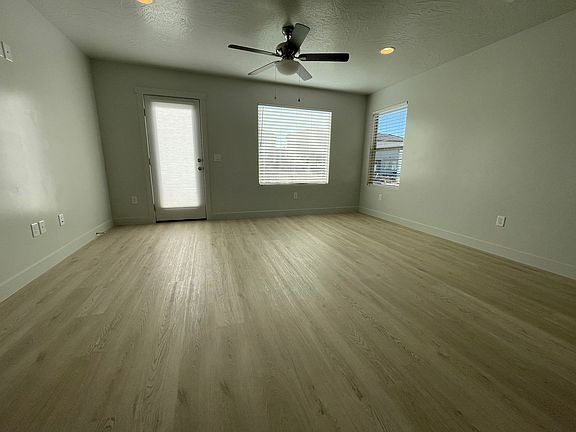 4th image of 3168 E Sky Rim Way