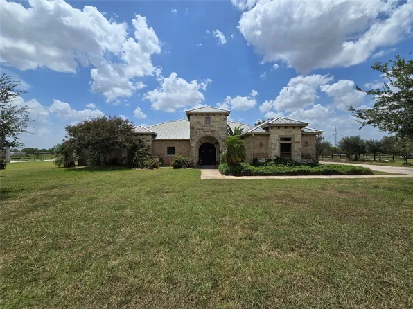 4207 Mesquite Ave, Lyford, TX 78569