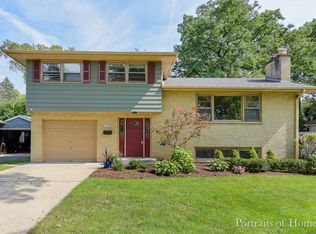 1119 Cherry St, Wheaton, IL 60187