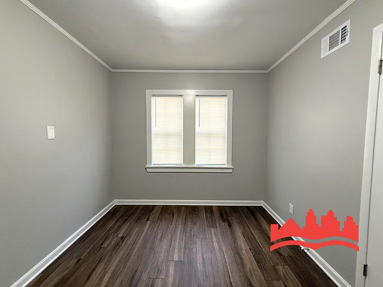 3477 Kensett Dr — Photo 8