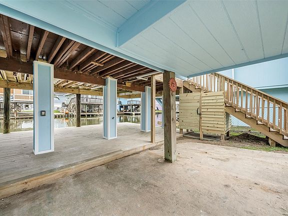 5th image of 16710 Montego Way