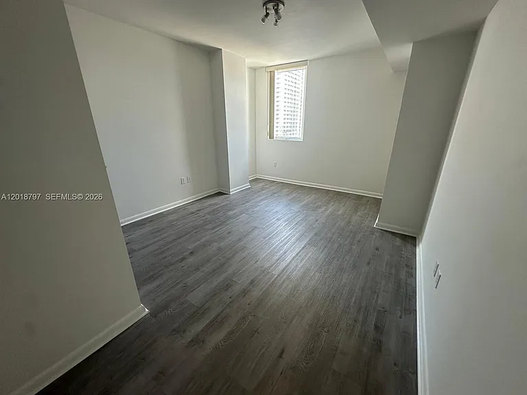 244 Biscayne Blvd #1910 — Photo 9