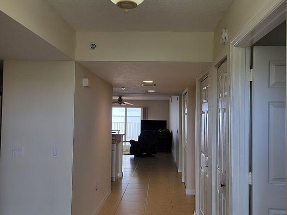 3rd image of 7008 Sevilla Ct Unit 405