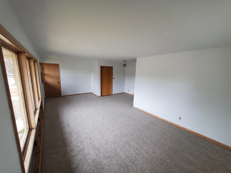 3737 N Morris Blvd — Photo 14