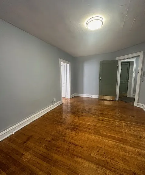 South Arthur Apartments — Photo 7