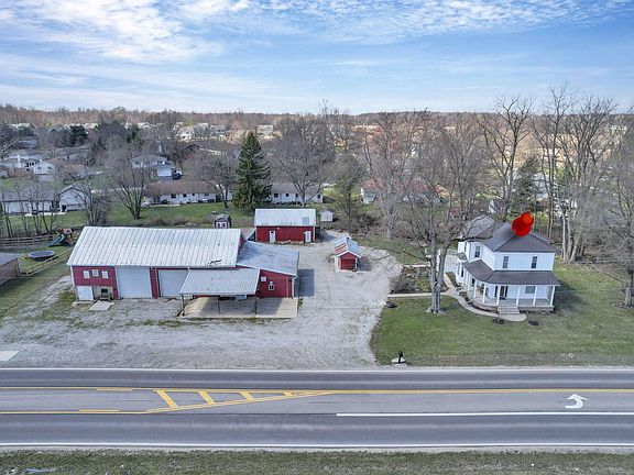 5th image of 8502 Mink St SW