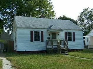 28 Mac Alva Dr, Hampton, VA 23669