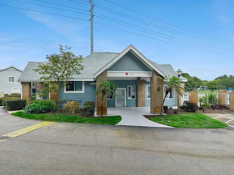 4807 Coachmans Dr #2408 — Photo 32