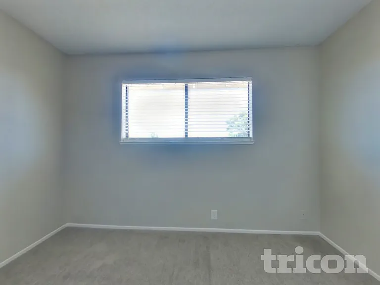 1109 Nadene Dr — Photo 10