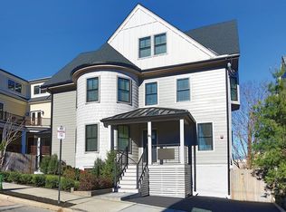43 Summit Ave #43, Brookline, MA 02446