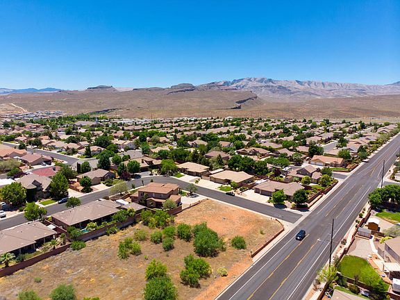 4th image of 3744 Sagebrush Dr #23